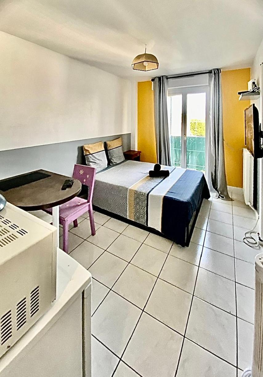 Appartement Proche Gare Et Centre Ville Melun Exteriér fotografie